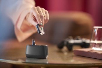 Resound Enzo-IA hearing aids charging