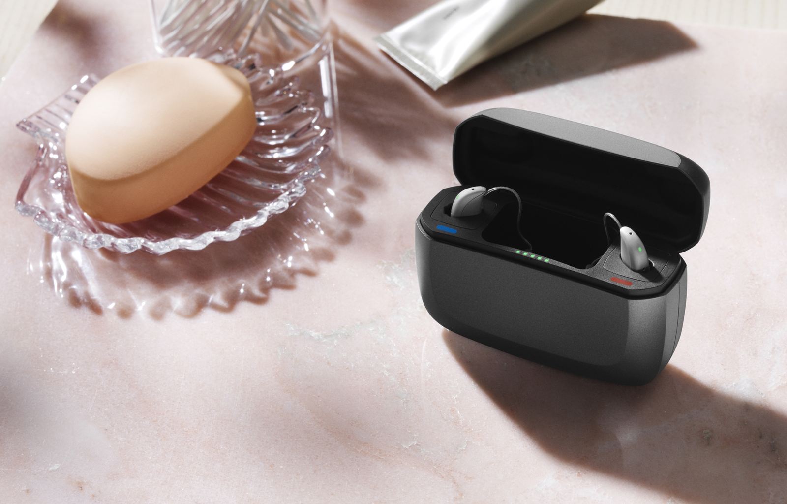 Nuestro último audífono con la calidad de sonido más natural para aliviar el tinnitus - ReSound ONE